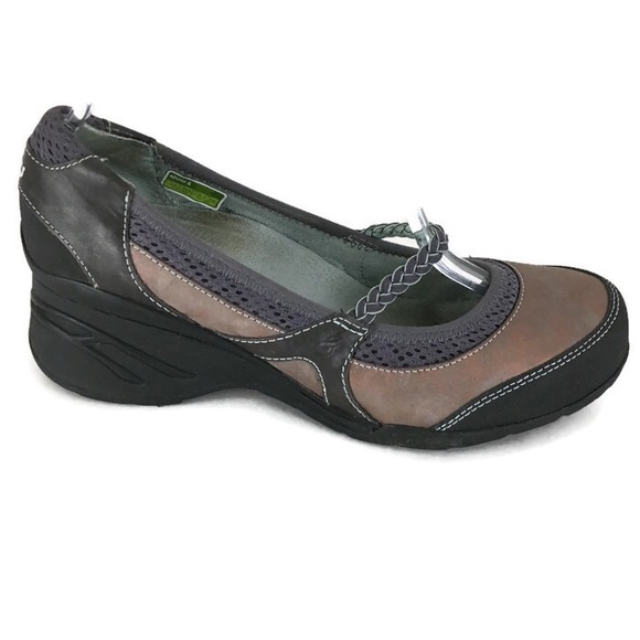ahnu mary janes